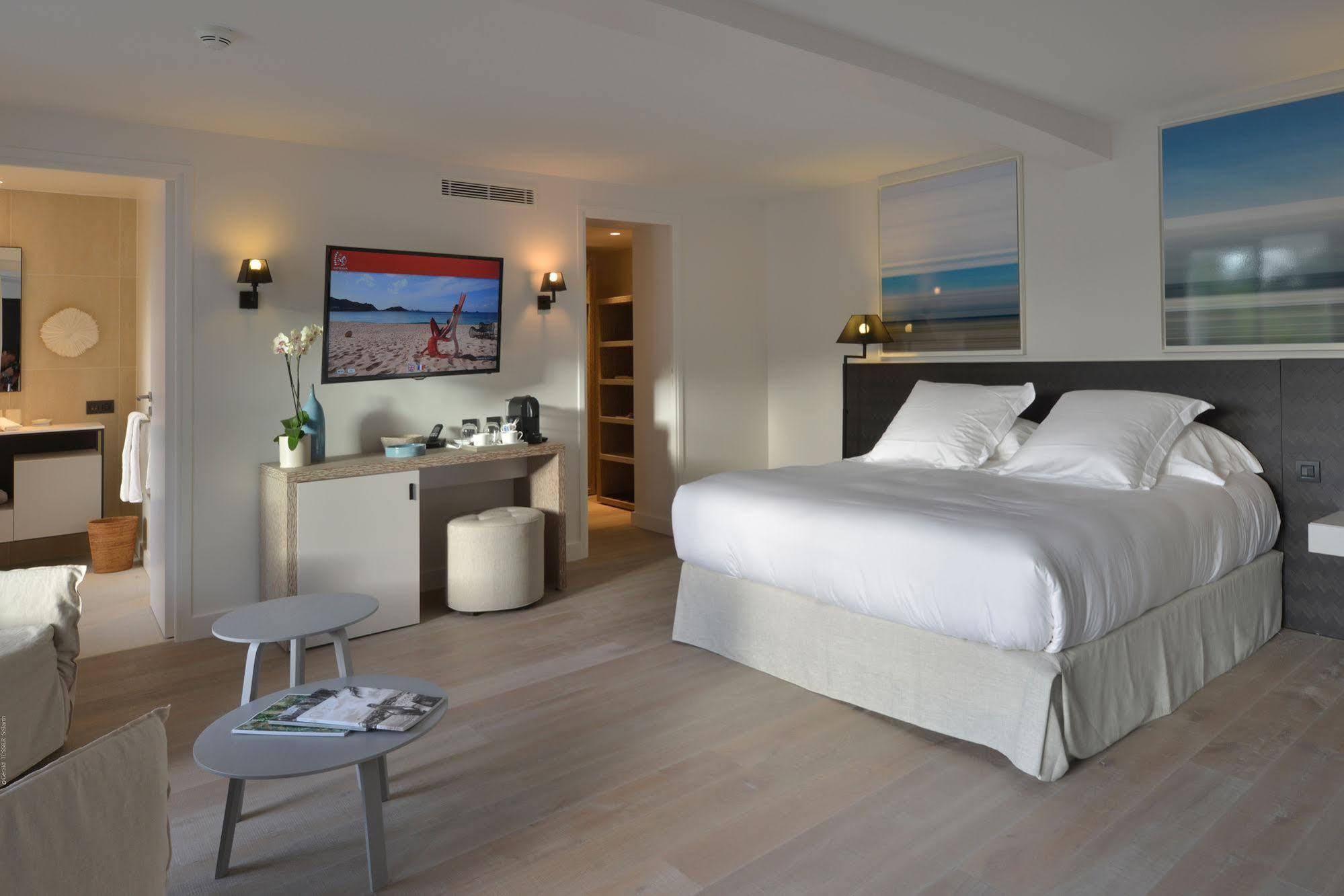 Taiwana Hotel Gustavia Kültér fotó